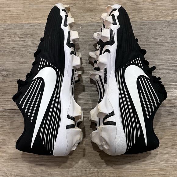 Nike Hyperdiamond Fastflex A07920-001 Woman’s 9 Black/White Softball Cleats EUC - Picture 9 of 11